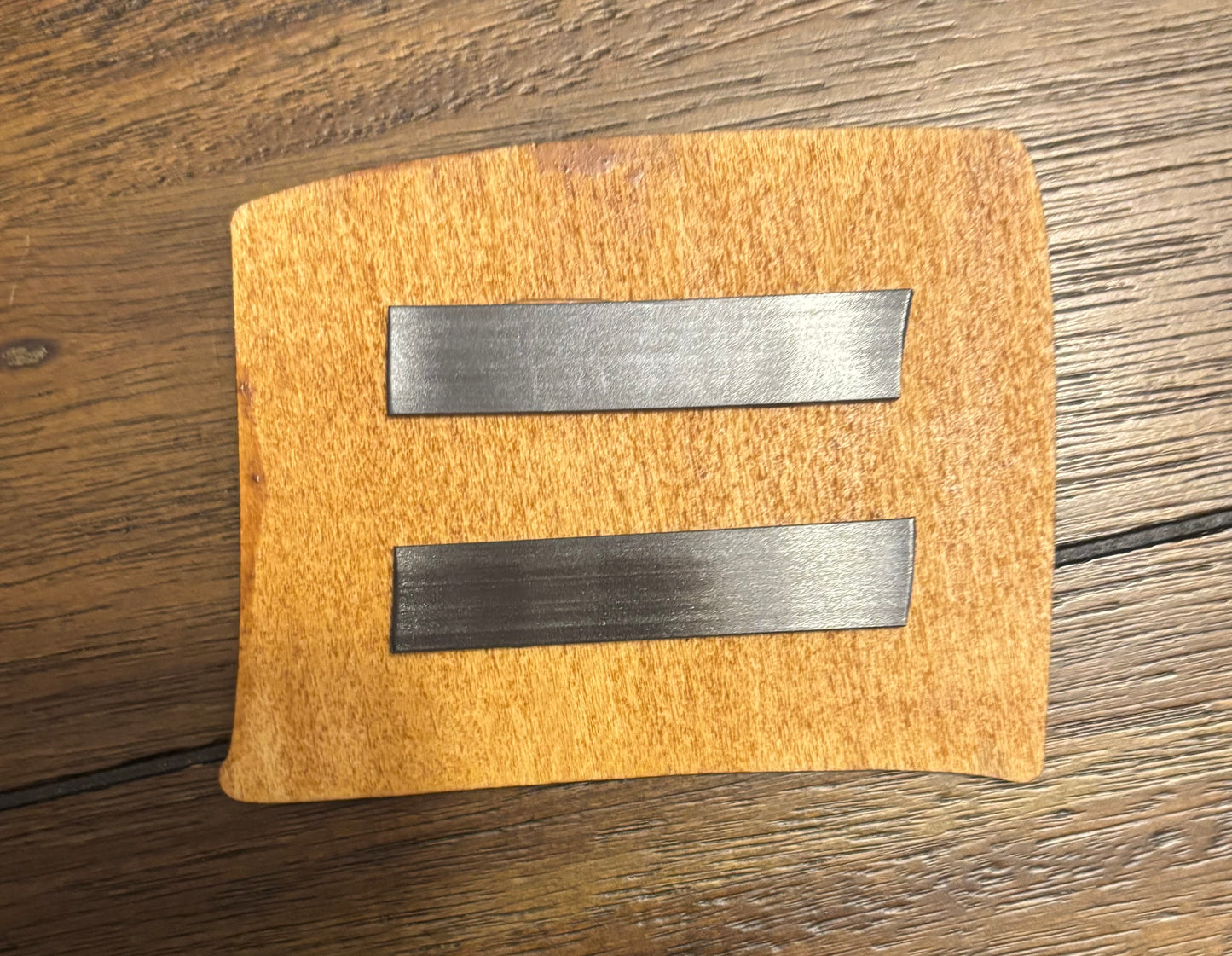 Stained basswood fridge magnet of Flanders' Put Food in Me sticky note from the Simpsons