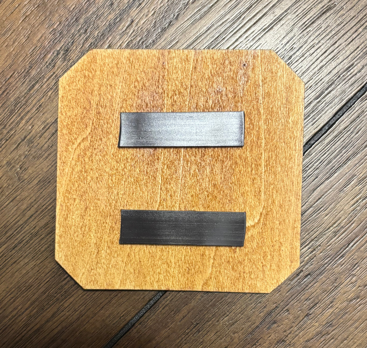 Stained basswood fridge magnet of the 6th Street gang logo from the Cyberpunk 2077 video game