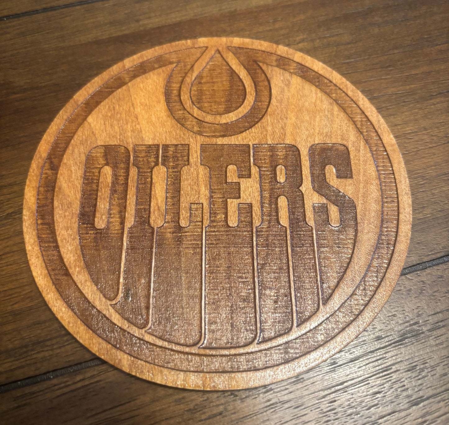 Stained basswood fridge magnet of the Edmonton Oilers hockey team logo