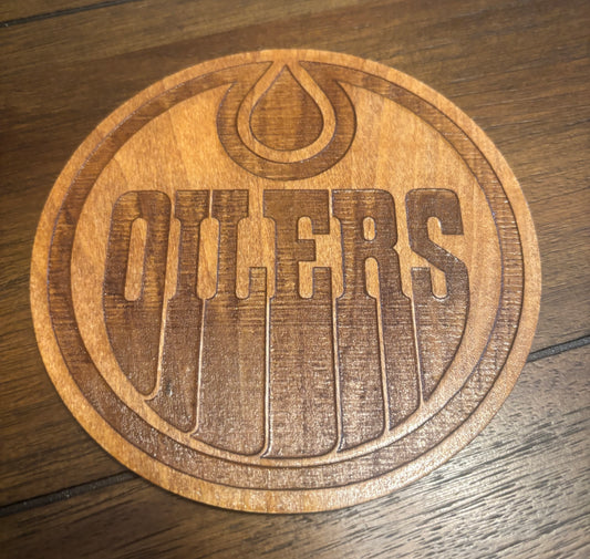 Stained basswood fridge magnet of the Edmonton Oilers hockey team logo