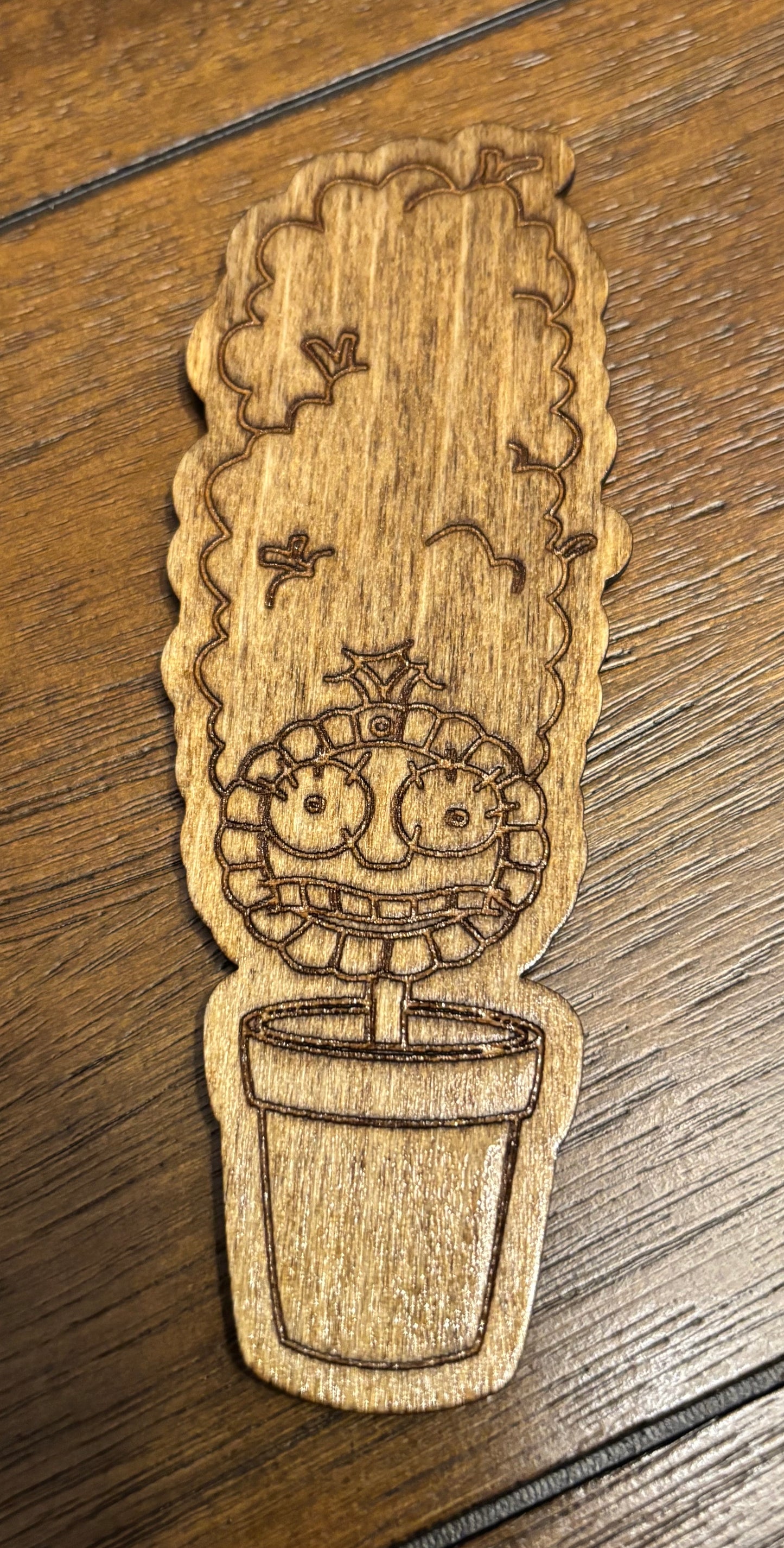 Stained basswood fridge magnet of the Marge plant from the Simpsons