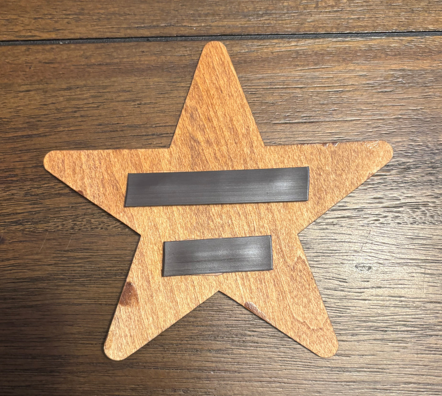 Stained basswood fridge magnet of the Dallas Cowboys football team logo