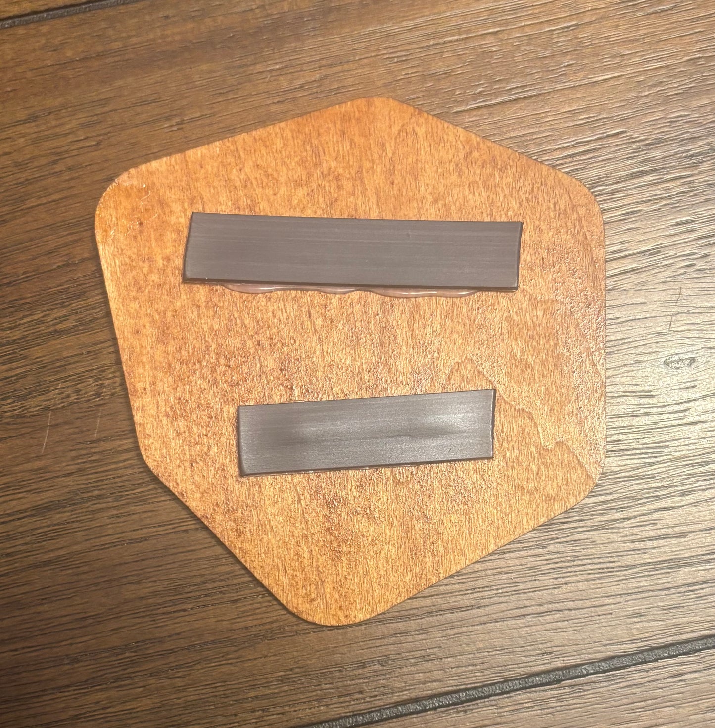 Stained basswood fridge magnet of a Mystery Box from the Mario video games