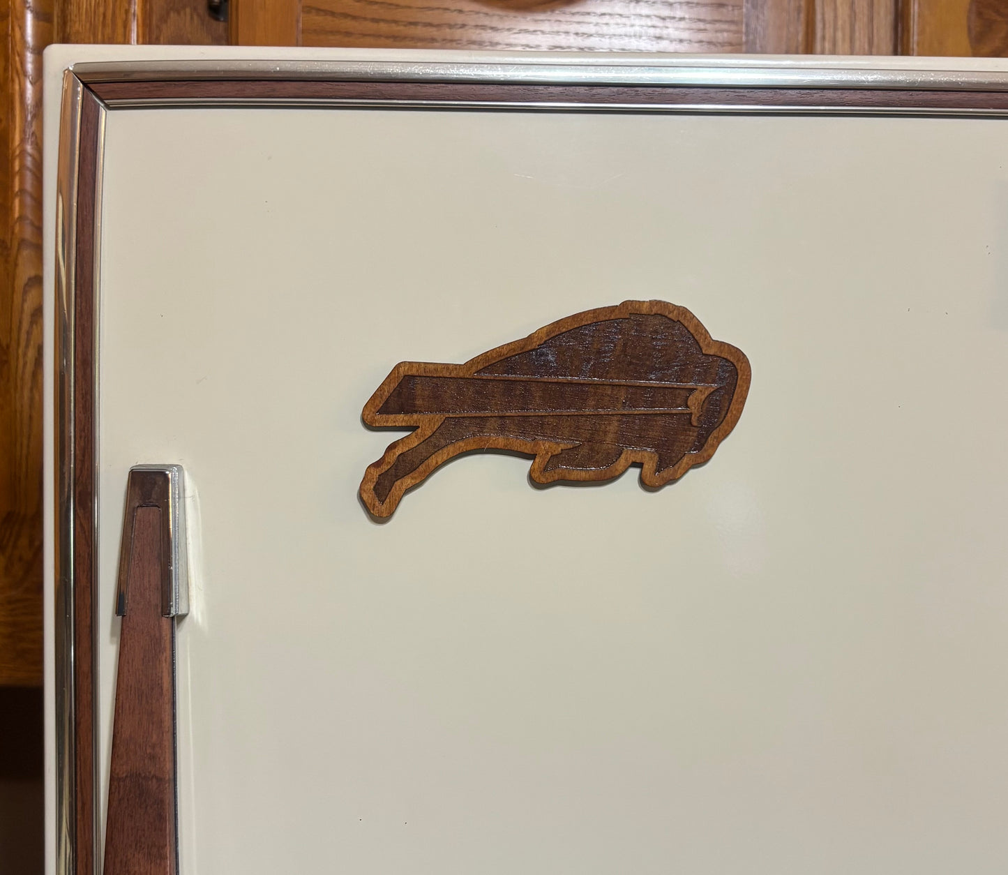 Stained basswood fridge magnet of the Buffalo Bills football team logo