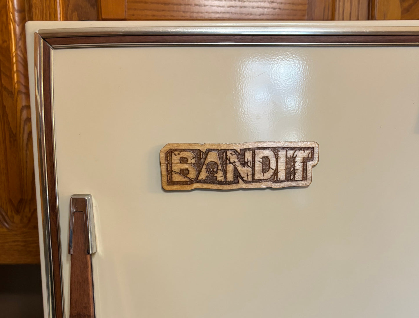 Stained basswood fridge magnet of the Bandit logo from the Borderlands video games