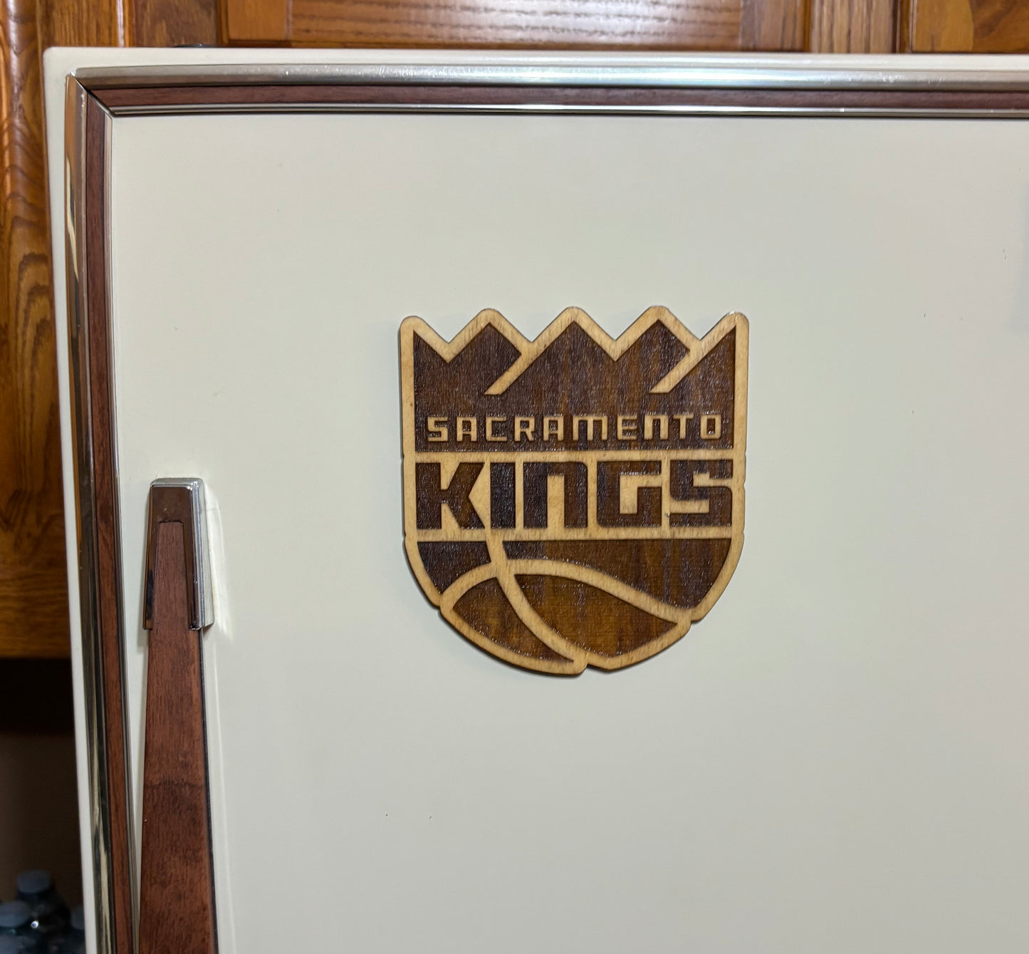 Stained basswood fridge magnet of the Sacramento Kings basketball team logo