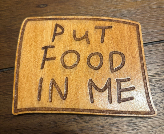 Stained basswood fridge magnet of Flanders' Put Food in Me sticky note from the Simpsons