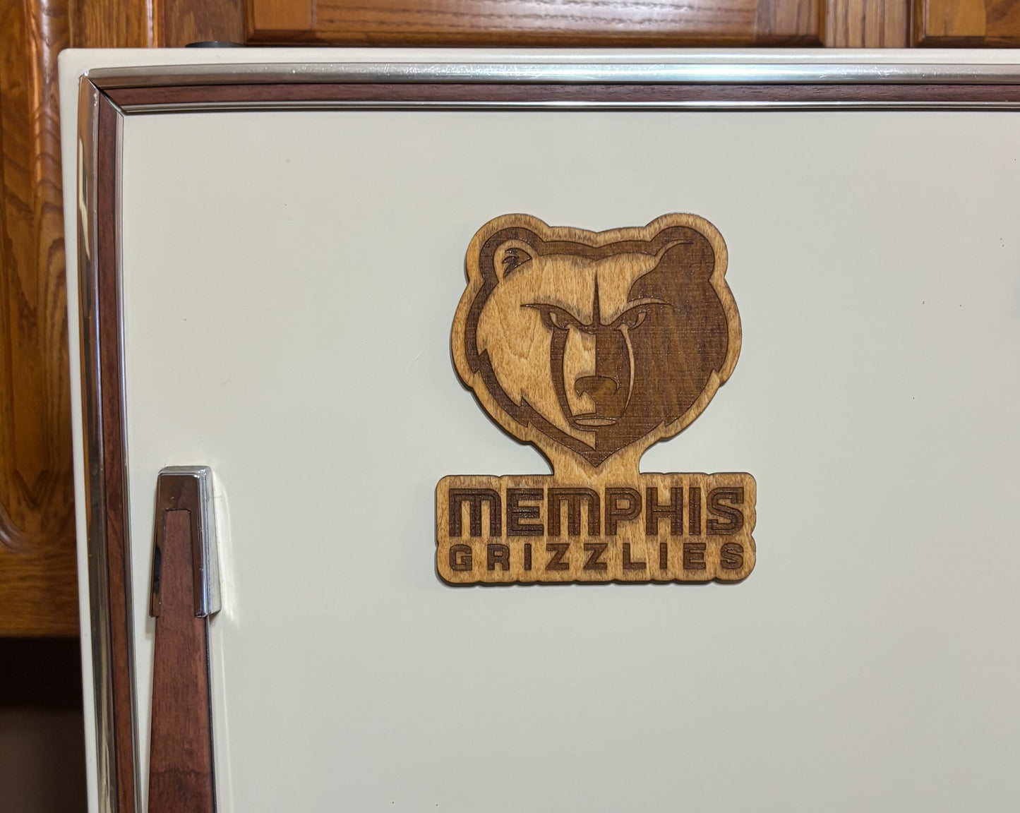 Stained basswood fridge magnet of the Memphis Grizzlies basketball team logo