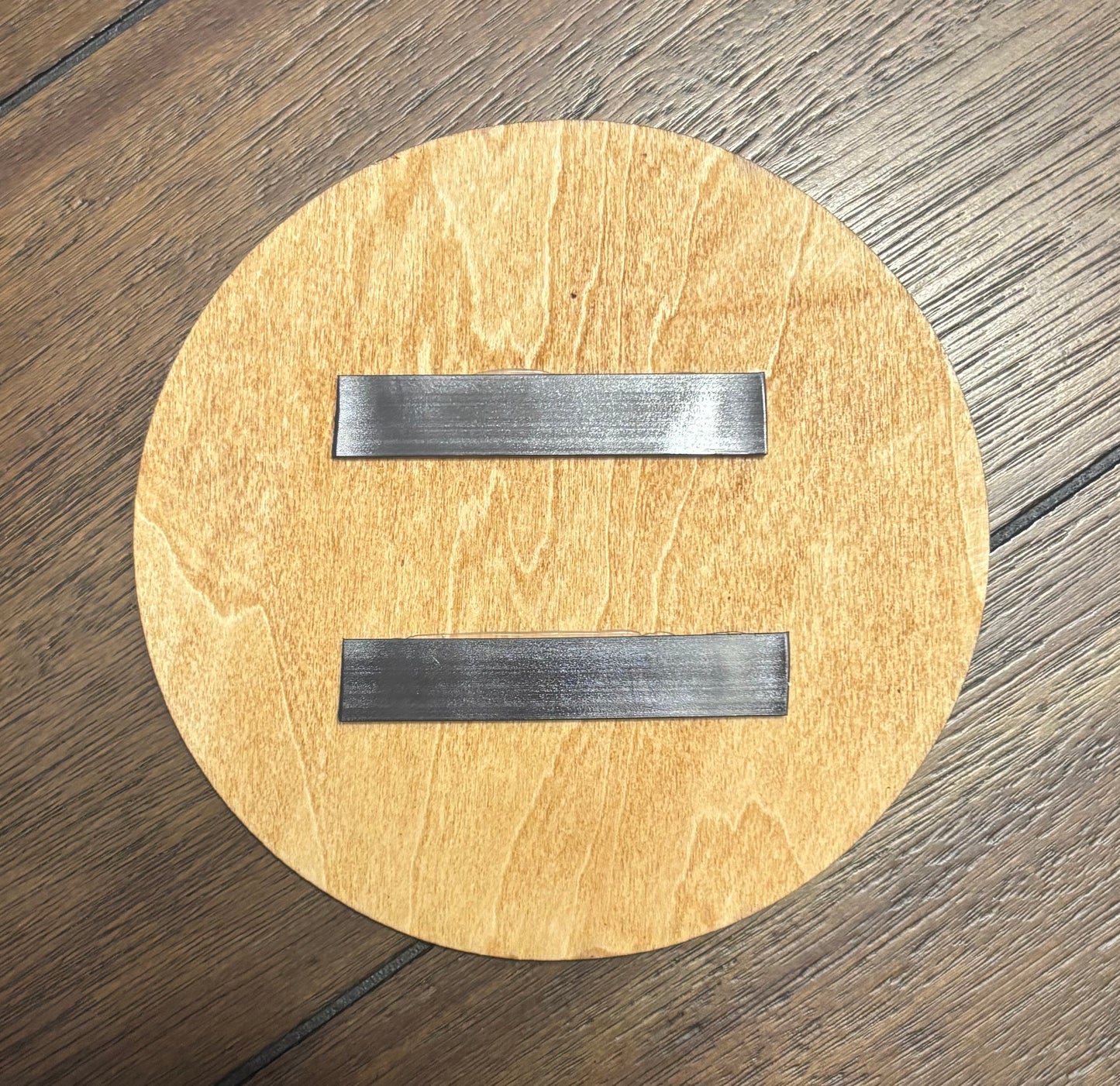 Stained basswood fridge magnet of the Buffalo Sabres hockey team logo